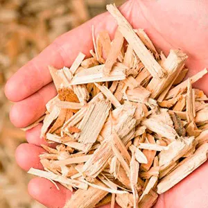 Хвойная щепа оптом в Королёве и других различных марок заказать от 16 тонн